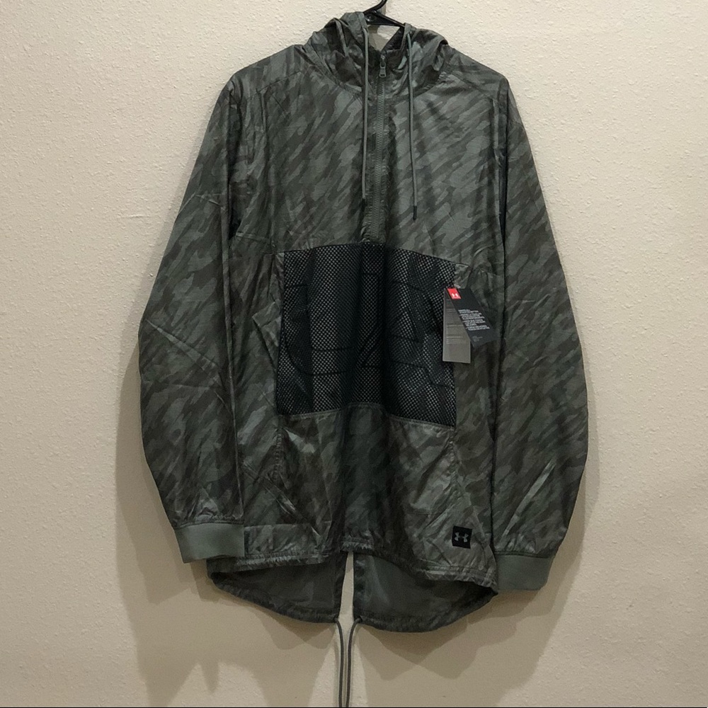 Under Armour Camo Hooded Windbreaker Jacket
